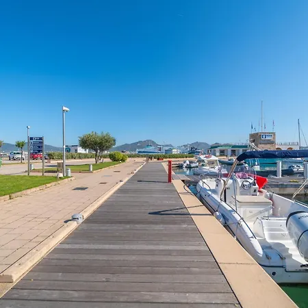 Tilly By Domusaway דירה *